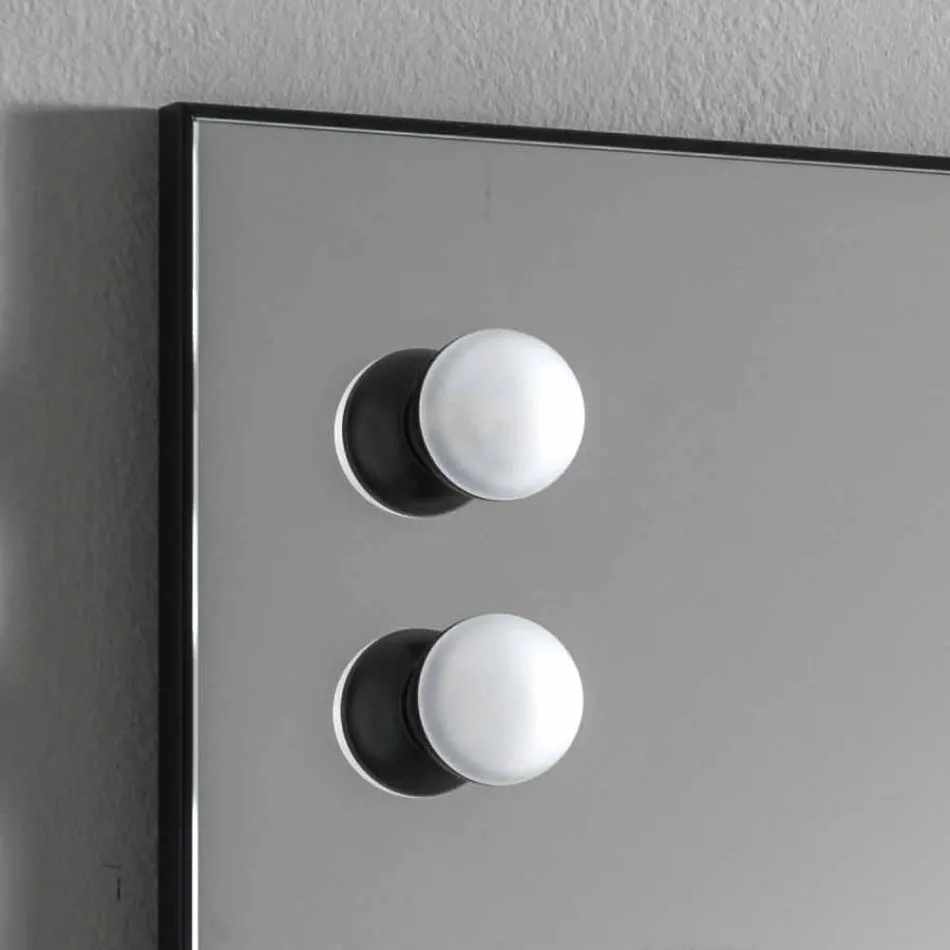 Pasqyrë muri me 2 llamba dhe kornizë alumini të zi prodhuar në Itali - kornizë Viadurini