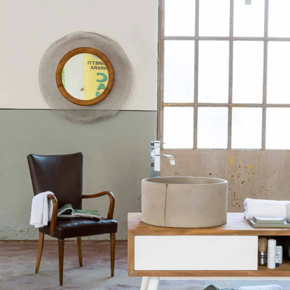 Pasqyrë moderne e montuar në mur në metal dhe me teqenë Monno Viadurini