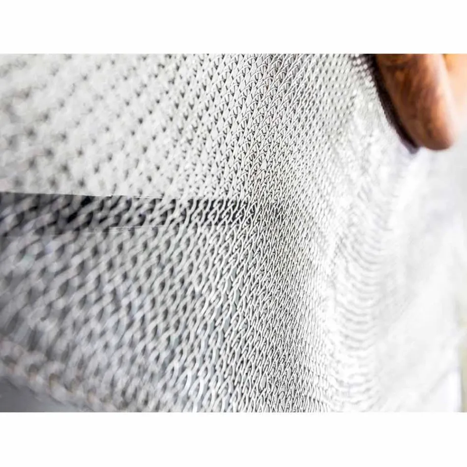 Pasqyrë moderne e montuar në mur në metal dhe me teqenë Monno Viadurini