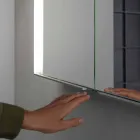 Dollap pasqyre moderne i mbyllur në alumin prej lyer me argjend - demon Viadurini