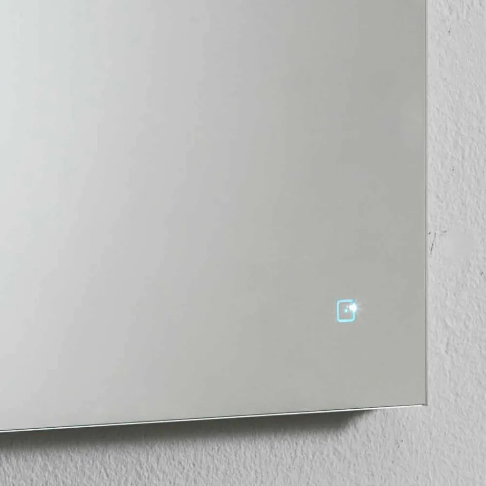 Pasqyrë muri me dritë të integruar në çelik inox prodhuar në Itali - Tuccio Viadurini