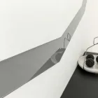 Pasqyrë muri në formë me kornizë qelqi prodhuar në Itali - Klori Viadurini