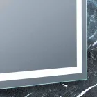 Pasqyrë e projektimit bashkëkohor të banjës me ndriçim LED Paco Viadurini