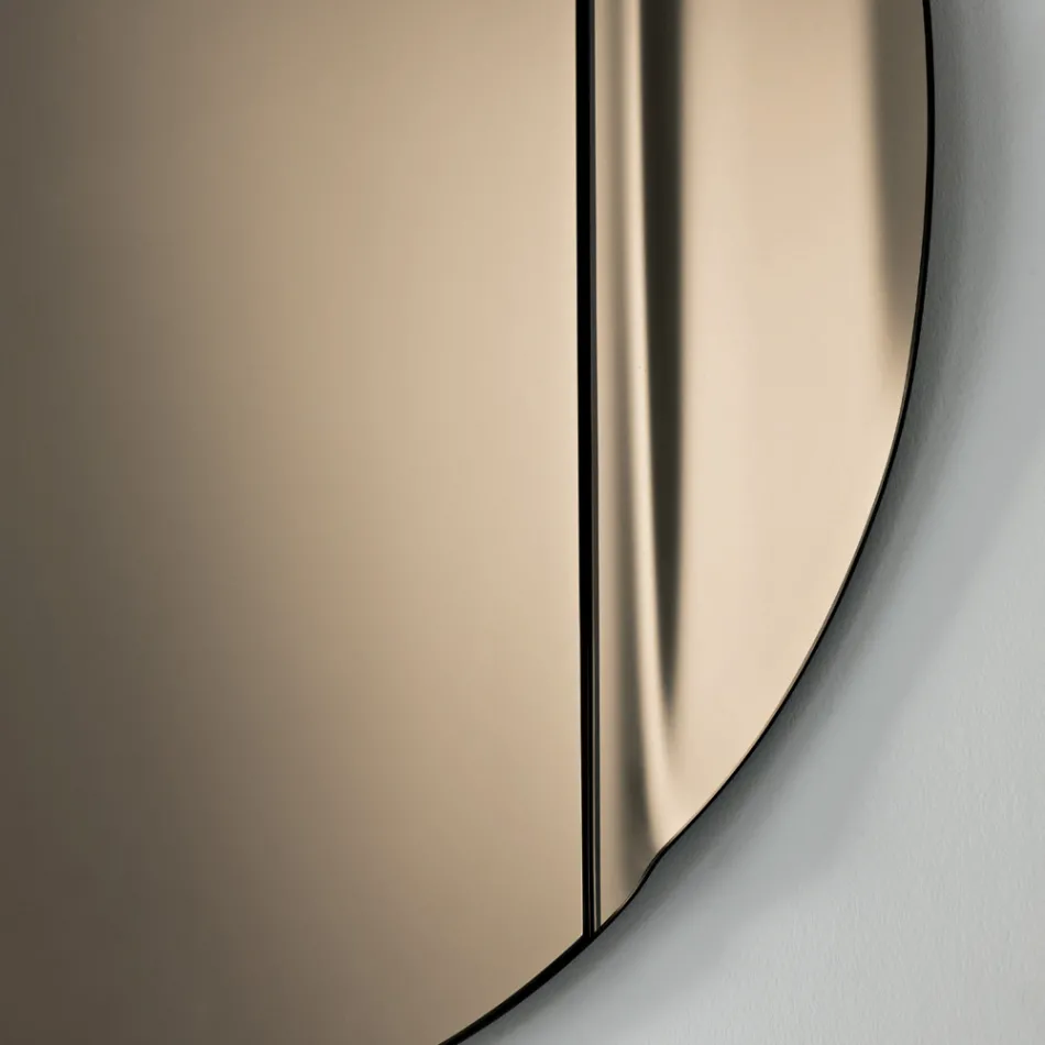 Pasqyrë prej qelqi të shkrirë me valë, e prodhuar në Itali - Candida Viadurini