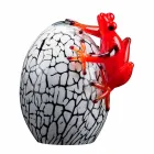 Figurinë me formë veze me ngjyrë të vërtetë me bretkocë e prodhuar në Itali - Huevo Viadurini