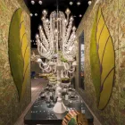 Qilim i dhomës së ndenjes me formë gjethe me lesh me tufa dore i prodhuar në Itali - Acino Viadurini