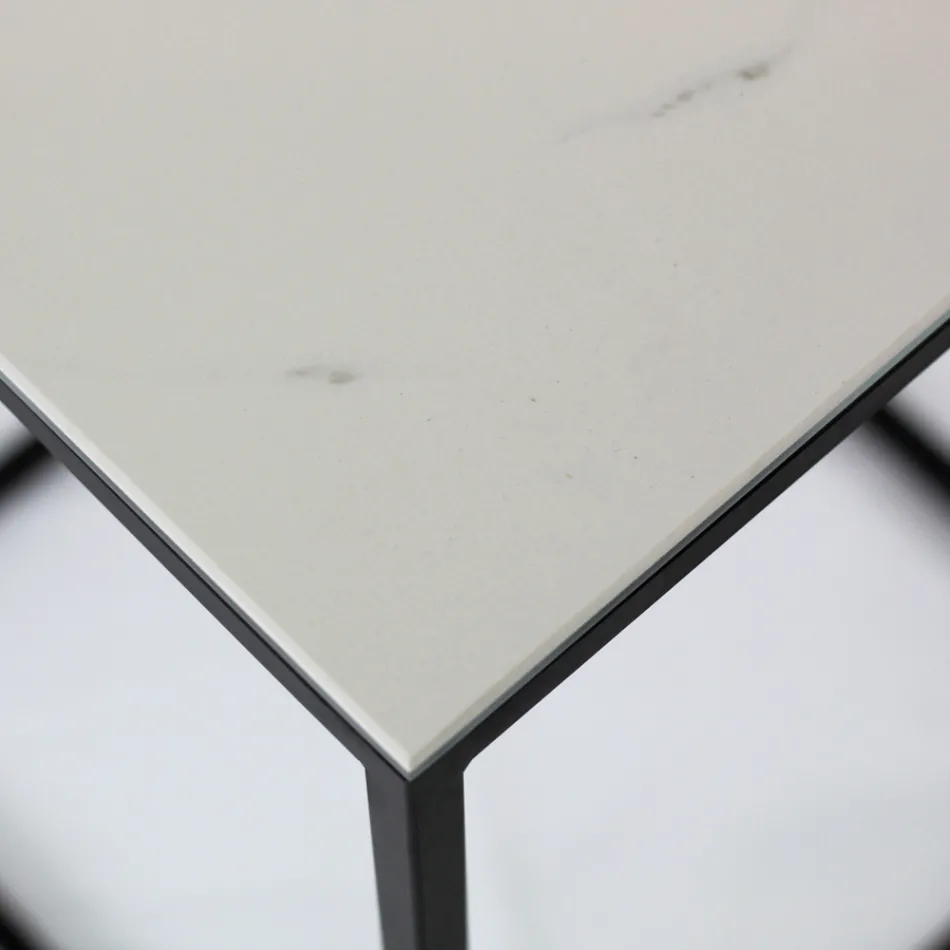 Tavolinë kafeje enë guri dhe bazë çeliku Prodhuar në Itali - Birba Viadurini