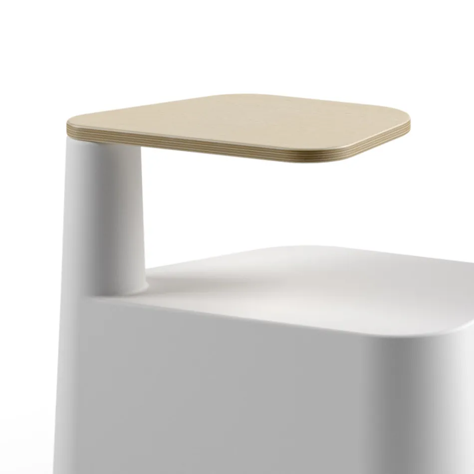 Tavolinë Kafeje nga Polietileni dhe Druri Mështeknë Prodhuar në Itali - Clio Viadurini