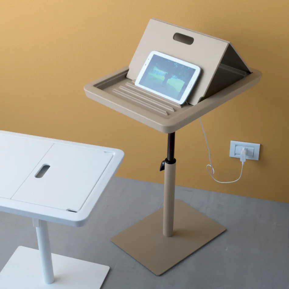 Divan Tavolinë anësore Metal dhe PVC me lartësi të rregullueshme për tablet - Tekniko Viadurini