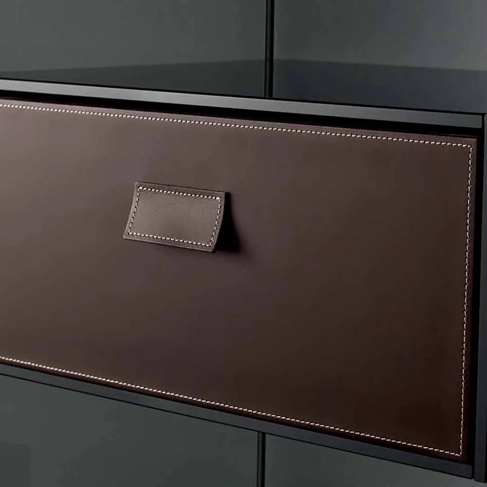 Tavolinë anash divanit ose tavolinë afër në gotë të tymosur me sirtar lëkure - Linzy Viadurini