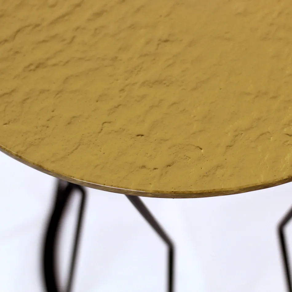 Tavolinë e rrumbullakët kafeje me bazë çeliku dhe majë qelqi Made in Italy - Alisea Viadurini