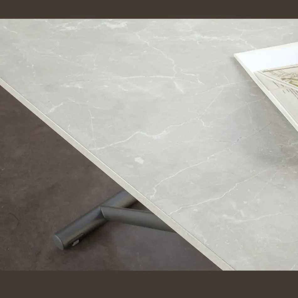 Tavolinë kafeje e transformueshme me lartësi të rregullueshme deri në 82 cm Made in Italy - Rrota Viadurini