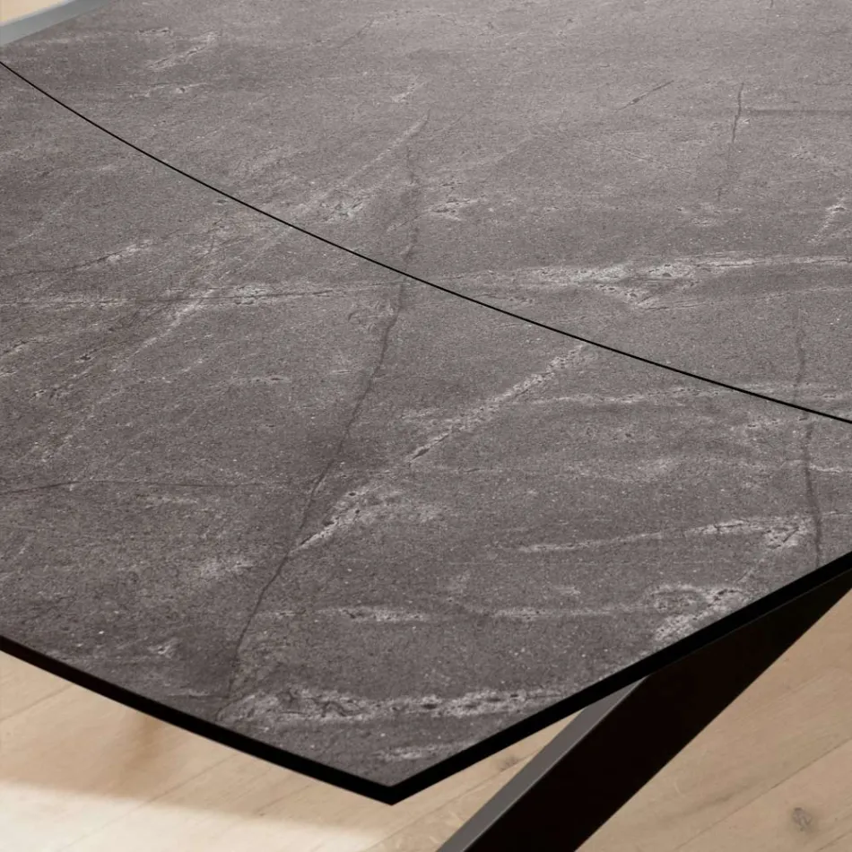 Tavolinë me fuçi e zgjerueshme në 240 ose 280 cm në HPL dhe Metal - Aktualisht Viadurini