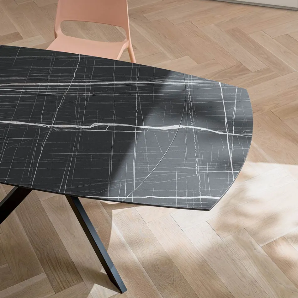 Tavolinë me fuçi e zgjerueshme në HPL të shtresuar me përfundime të ndryshme - Incontro Viadurini