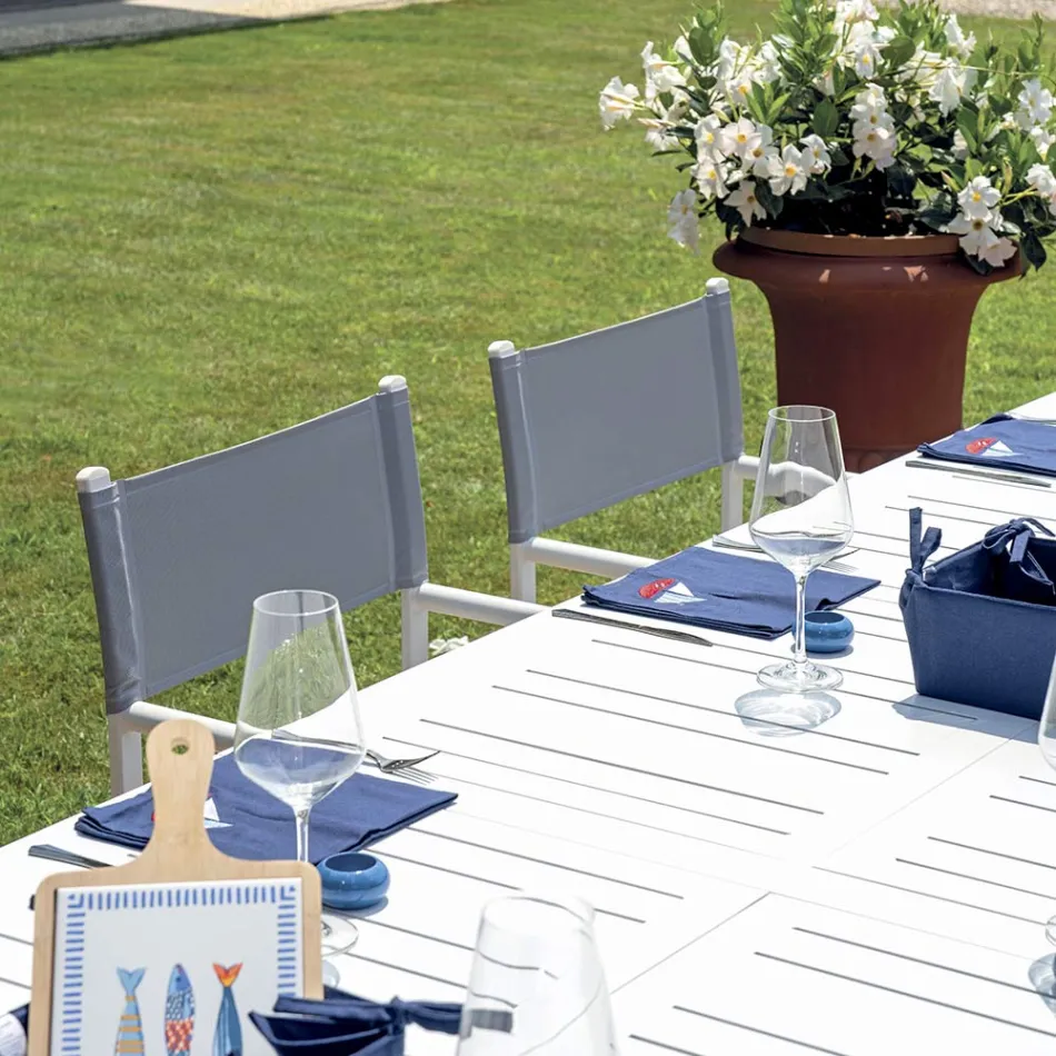 Tavolinë e zgjatur në natyrë me majë me rrasa alumini - Supernova Viadurini