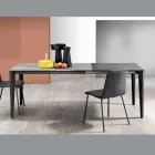 Tavoline e zgjatur ne baze qeramike qelqi dhe metali ne perfundime te ndryshme - Ariel Viadurini