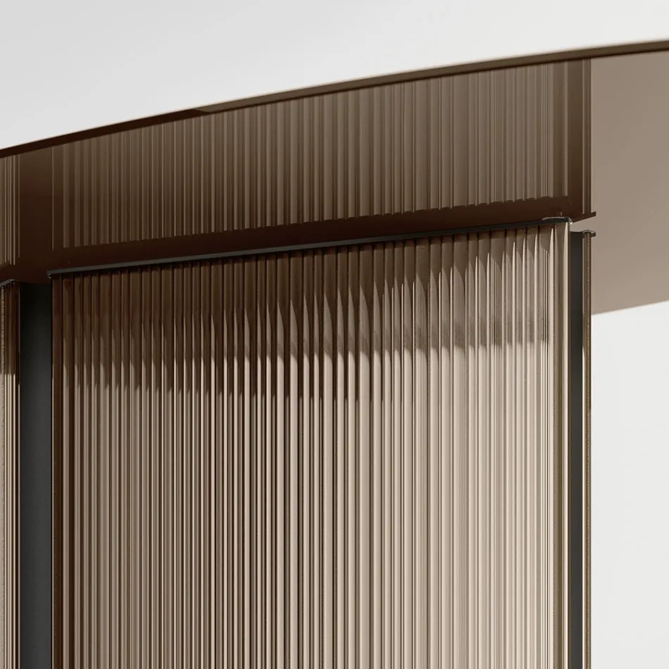 Tavolinë me majë xhami ovale dhe bazë xhami e metalike të shkrirë - Foglietto Viadurini