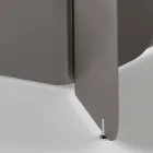 Tavolinë me majë xhami në formë dhe bazë metalike të lakuar - Piacere Viadurini