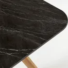 Tavolinë në natyrë me bazë druri dhe majë qeramike Marquinia e zezë - Infinity Viadurini