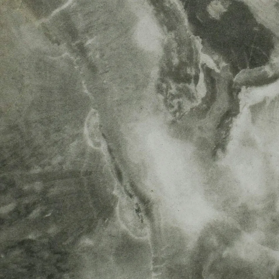 Tavolinë në natyrë me bazë druri dhe majë qeramike Orobico Luxe - Infinity Viadurini