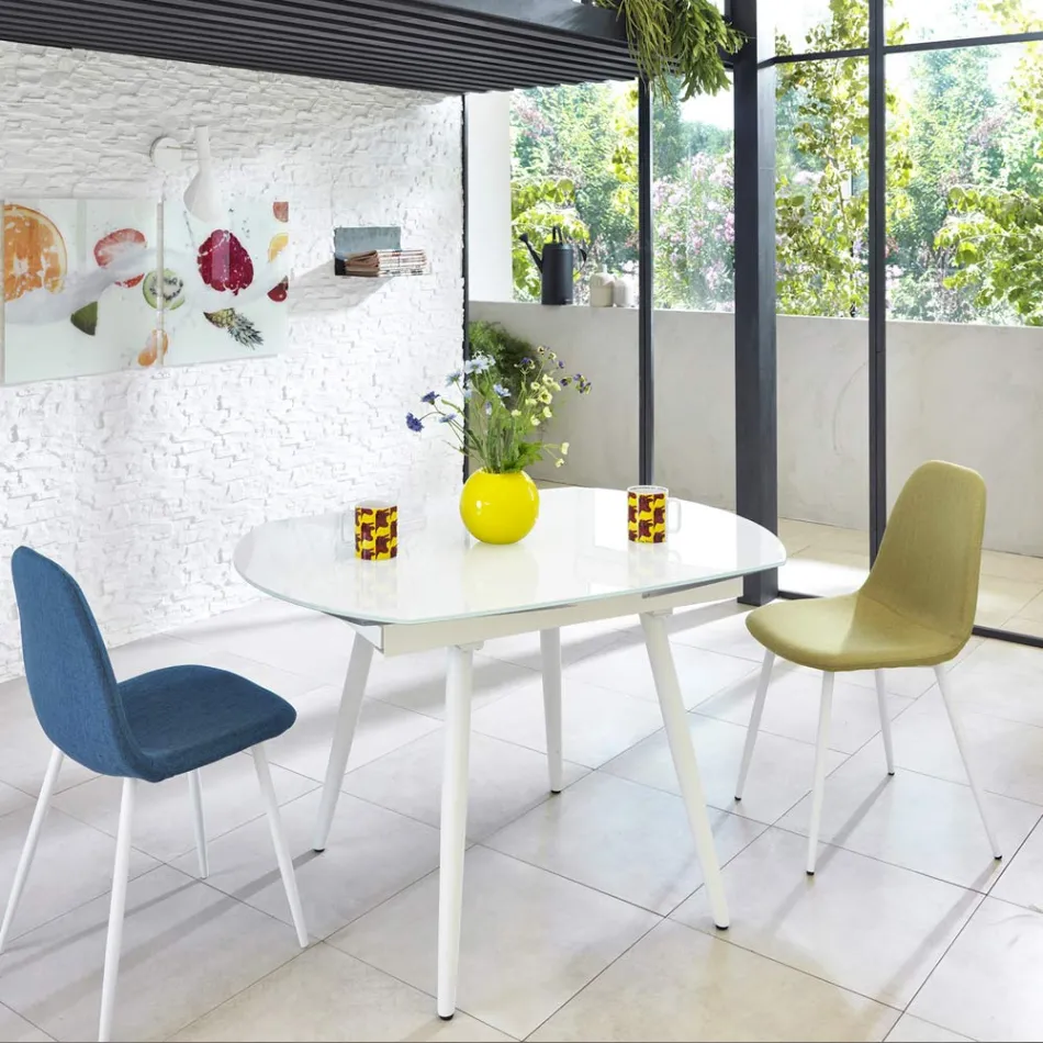 Shtrirja e tryezës së ngrënies me xhama të lartë Japonia e Re Viadurini