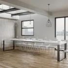 Tavolinë ngrënieje e zgjerueshme në dru melamine dhe hekur Prodhuar në Itali - Badesi Viadurini