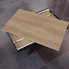 Tavolinë ngrënieje që zgjatet dhe zgjerohet në melaminë dhe metal - Devendra Viadurini