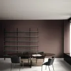 Tavolinë ngrënie ovale me majë xhami dhe bazament Made in Italy - Tiseo Viadurini