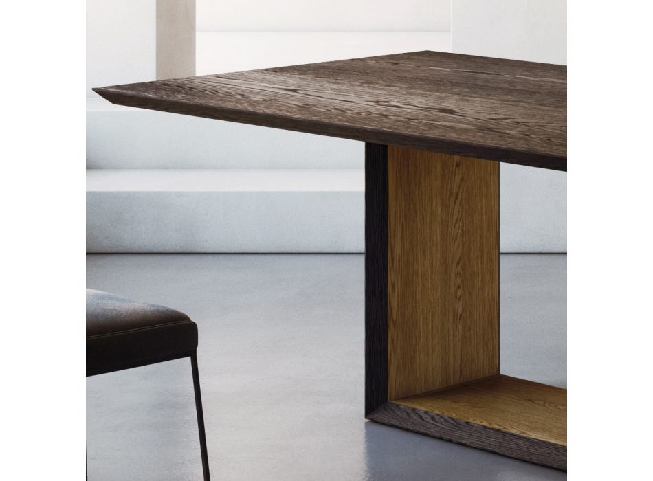 Tavolinë fikse me majë të pjerrët dhe bazë dyngjyrëshe Prodhuar në Itali - Jadis Viadurini