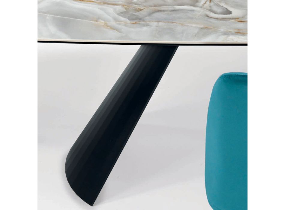 Tavolinë fikse qeramike dhe bazament në çelik të lyer me ngjyrë të zezë Prodhuar në Itali - Gota Viadurini