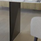 Tavolinë e fiksuar me sipërfaqe metalike dhe qeramike me shkëlqim Arabesque - Eronte Viadurini