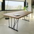 Tavolinë lisi me nyje katrore dhe bazë metalike Prodhuar në Itali - Consuelo