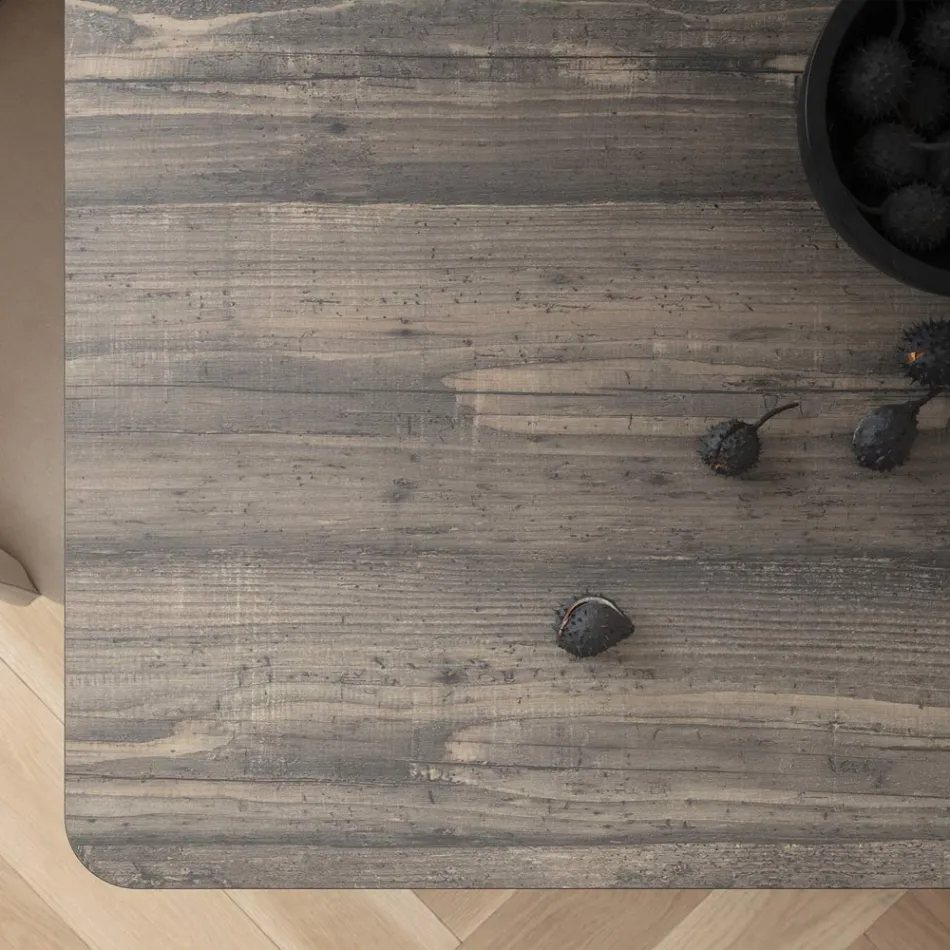 Tavolinë ngrënie fikse në metal dhe Hpl të shtresuar Prodhuar në Itali - Bastiano Viadurini