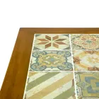 Tavolinë katrore E punuar me dru akacieje dhe sipër qeramike - Teknike Viadurini