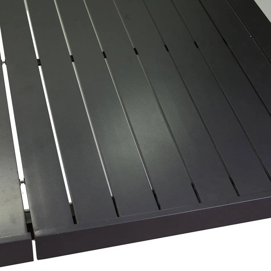 Tavolinë drejtkëndore e zgjatur deri në 240 cm për përdorim të jashtëm në fletë alumini Viadurini