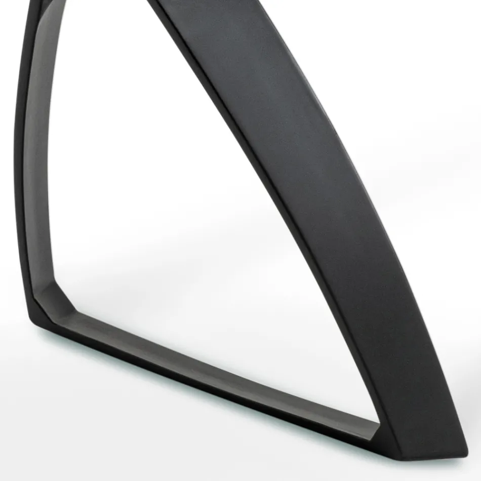 Tavolinë drejtkëndëshe me sipërme rimeso lisi dhe bazë alumini - Logan Viadurini