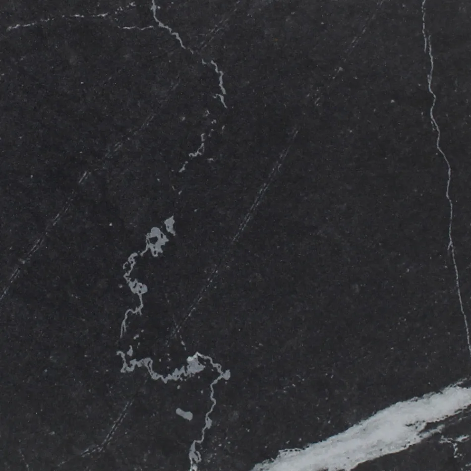 Tavolinë e rrumbullakët në natyrë në qeramikë të zezë Marquinia Prodhuar në Itali - Pegaso Viadurini