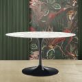 Tavolinë Tulip Saarinen H 73 me majë ovale në mermer Carrara Made in Italy - Scarlet
