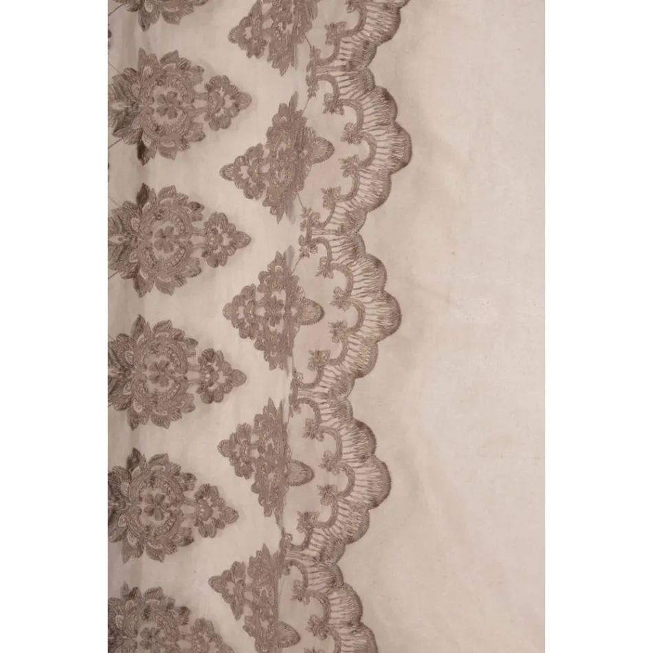 Perde prej liri e lehtë me organza dhe qëndisje gotike në qendrën luksoze - Marinella Viadurini