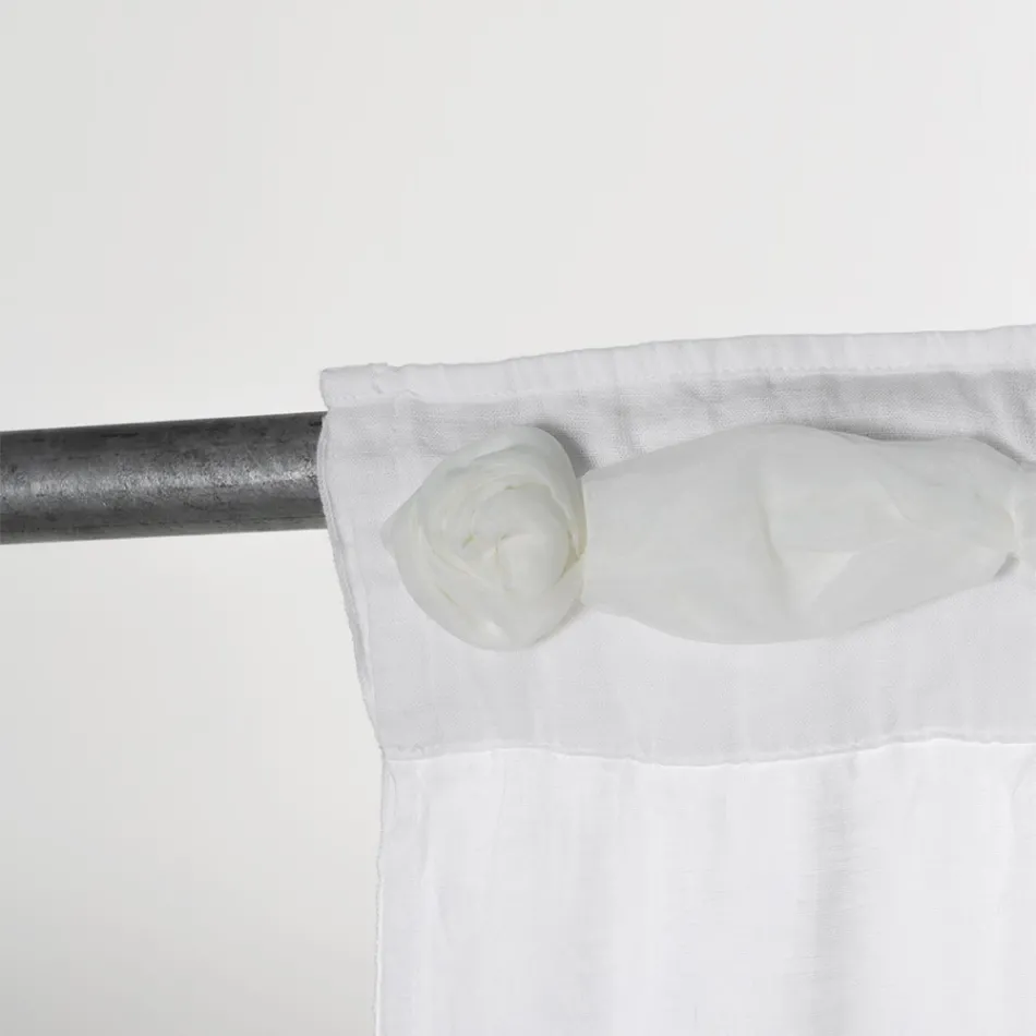 Perde prej liri të bardhë me Organza dhe Qëndisje Dizajn Shabby Made in Italy - Marpessa Viadurini