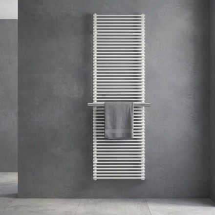 Radiator elektrik çeliku në madhësi të ndryshme të prodhuara në Itali - Brace Viadurini