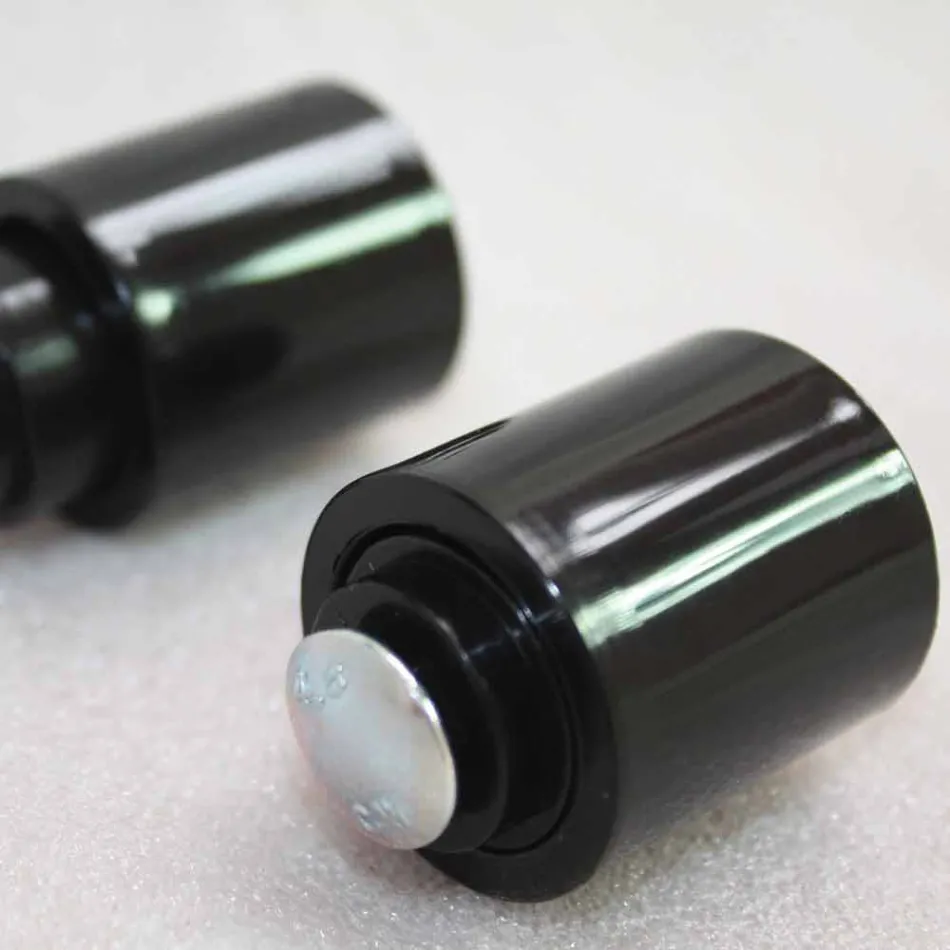 Thermocouple moderne rregullueshme elektrike me foto Brian Viadurini