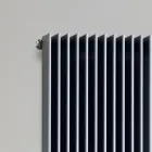 Radiator Hidraulik me Seri Dyfishe Elementesh Flat Prodhuar në Itali - Maqedoni Viadurini