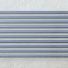 Radiator hidraulik me një seri elementesh horizontale të prodhuara në Itali - Cappello Viadurini