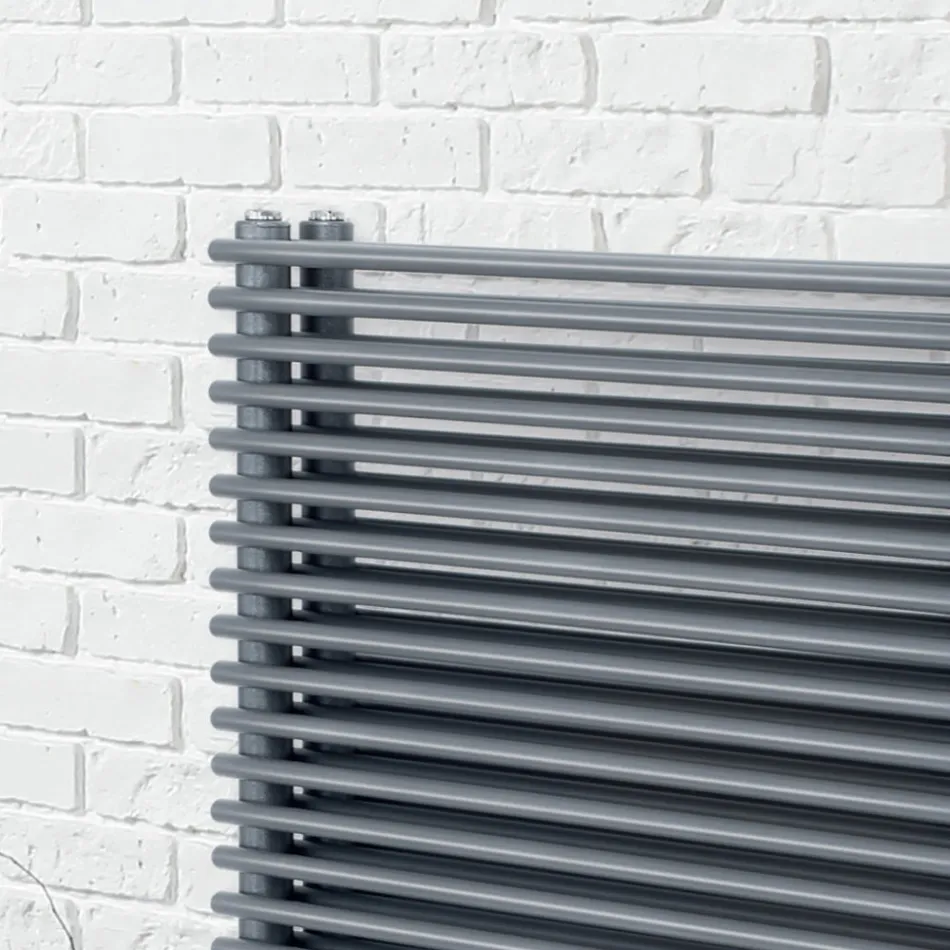 Radiator Hidraulik në Çelik me Seksion të Trefishtë të Elementeve Made in Italy - Ciambella Viadurini