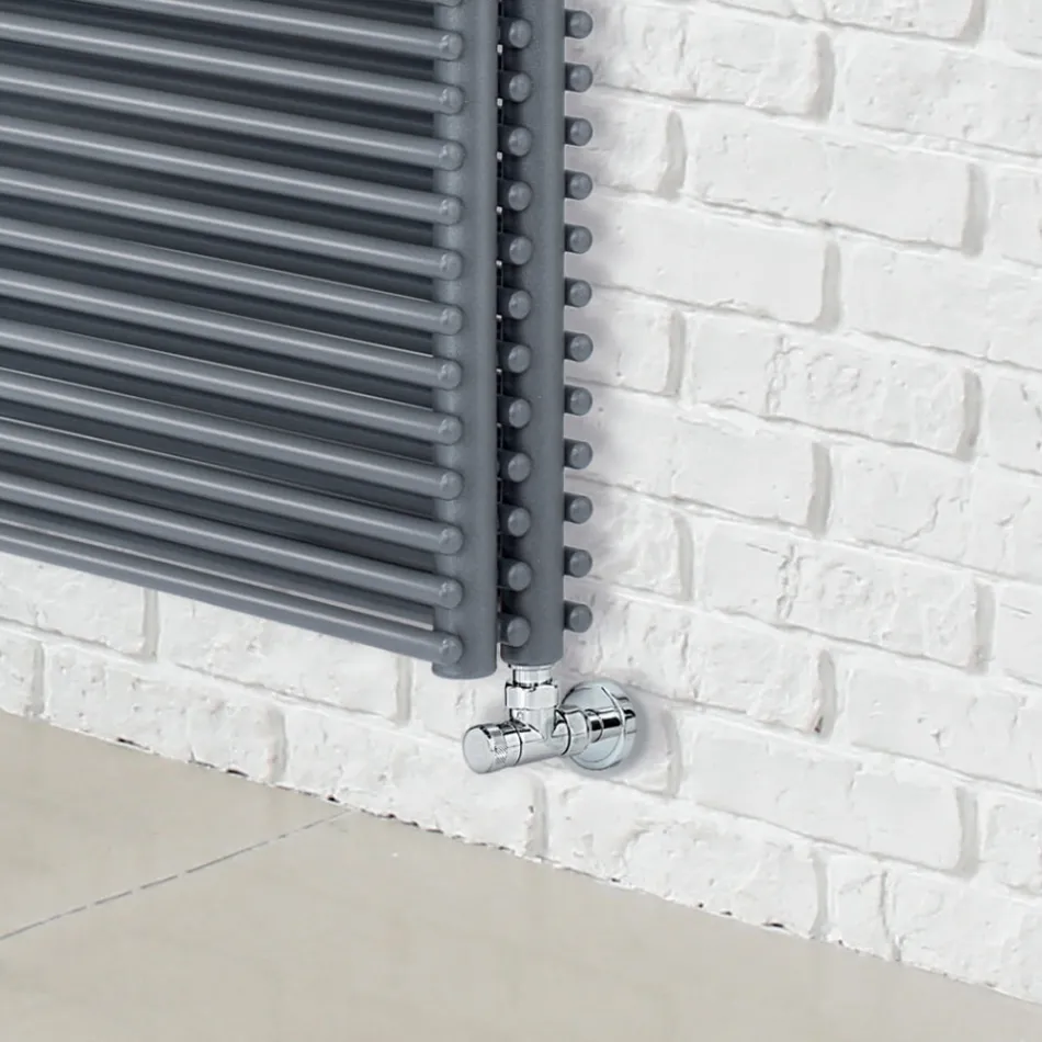 Radiator Hidraulik në Çelik me Seksion të Trefishtë të Elementeve Made in Italy - Ciambella Viadurini