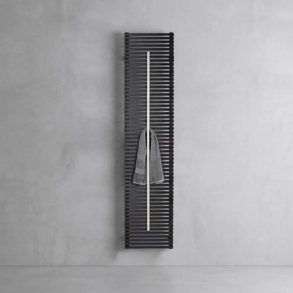 Radiator çeliku karboni me kangjella peshqirësh të prodhuar në Itali - Lux Viadurini