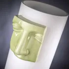 Vazo e Taltë Moderne në Qeramikë të Bardhë me Vendosje me Ngjyrë Prodhuar në Itali - Lexi Viadurini