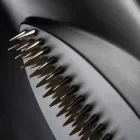 Vazo dekorative me punime te zeze qeramike Matt Black ne Itali - Medine Viadurini