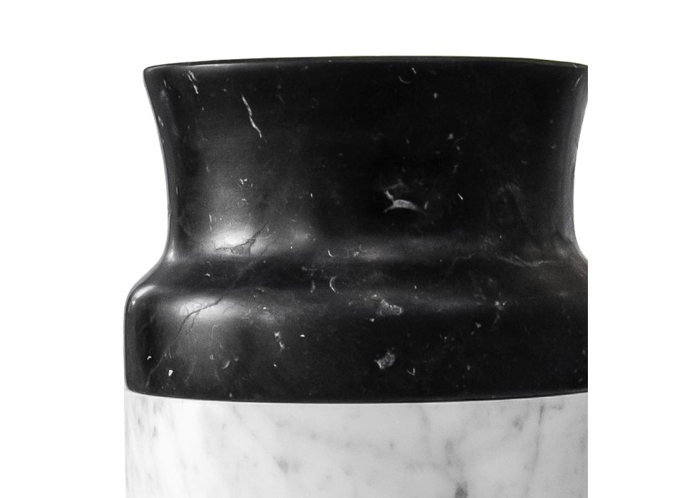 Dekor vazoje me mermer të bardhë Carrara dhe dizajn Marquinia të zezë - Calar Viadurini